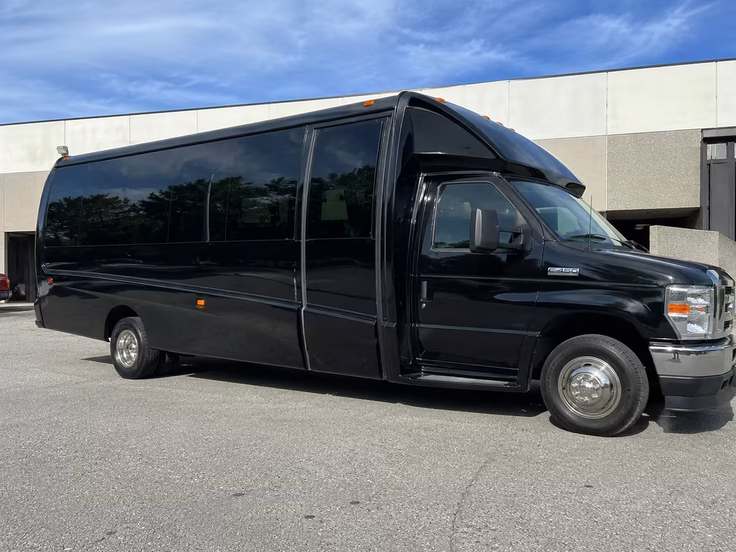 minibus rentals from westminster to long beach airport