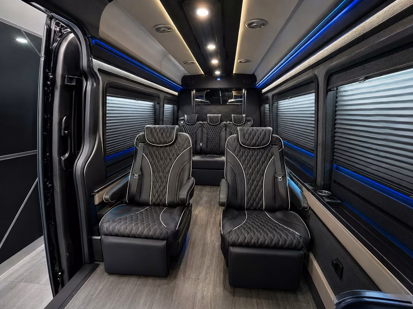 westminster hotel pickups with airport shuttle buses