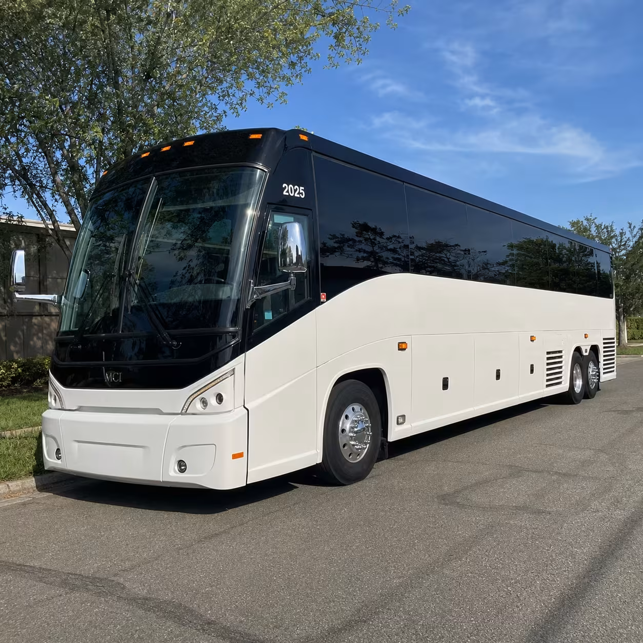 westminster shuttle buses to crypto com arena and youtube theater